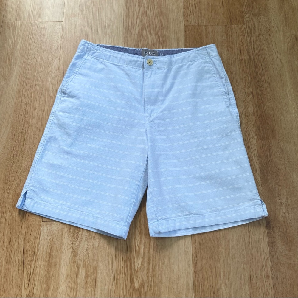 IZOD Saltwater Size 32 Flat Front Men's Coastal Preppy Blue Shorts 9.5 Inseam